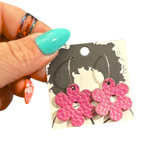 Leather Earrings - Tiny Flowers