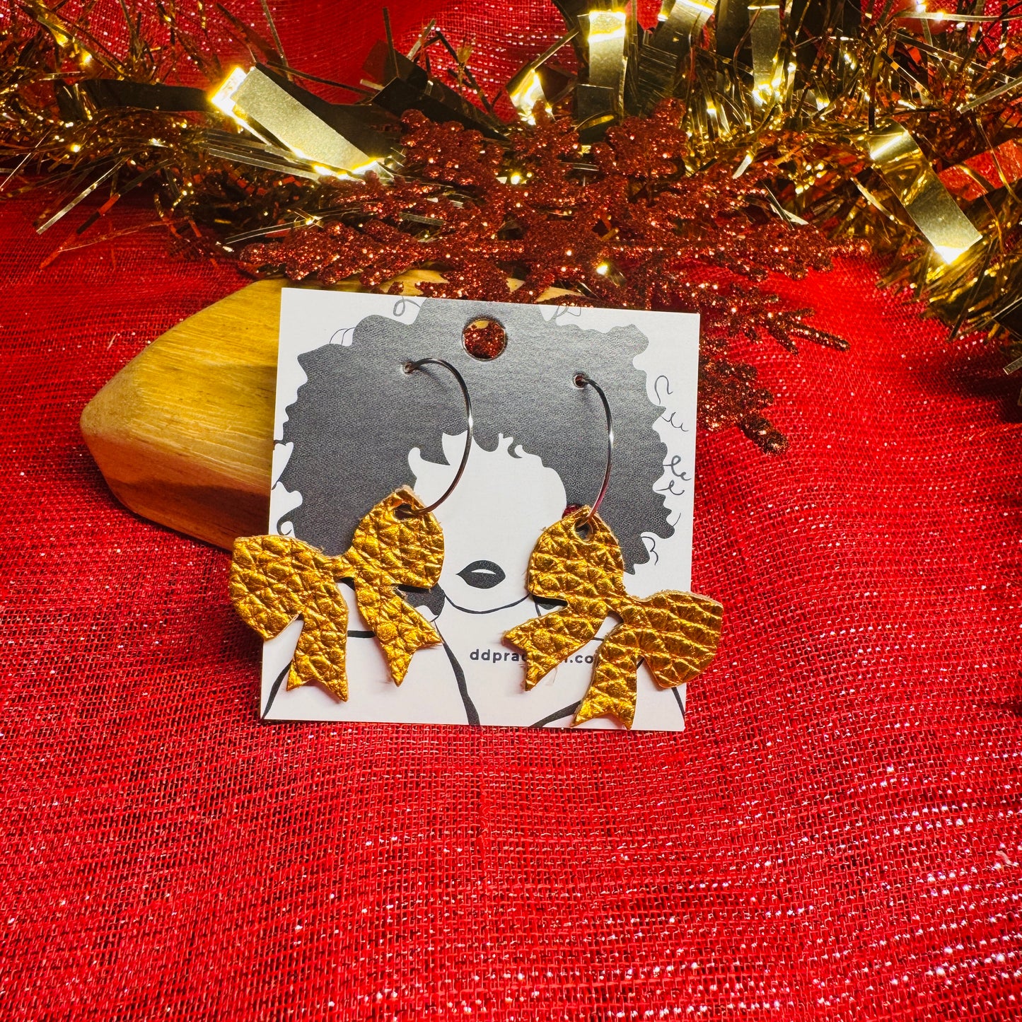 Leather Earrings - Tiny Bows