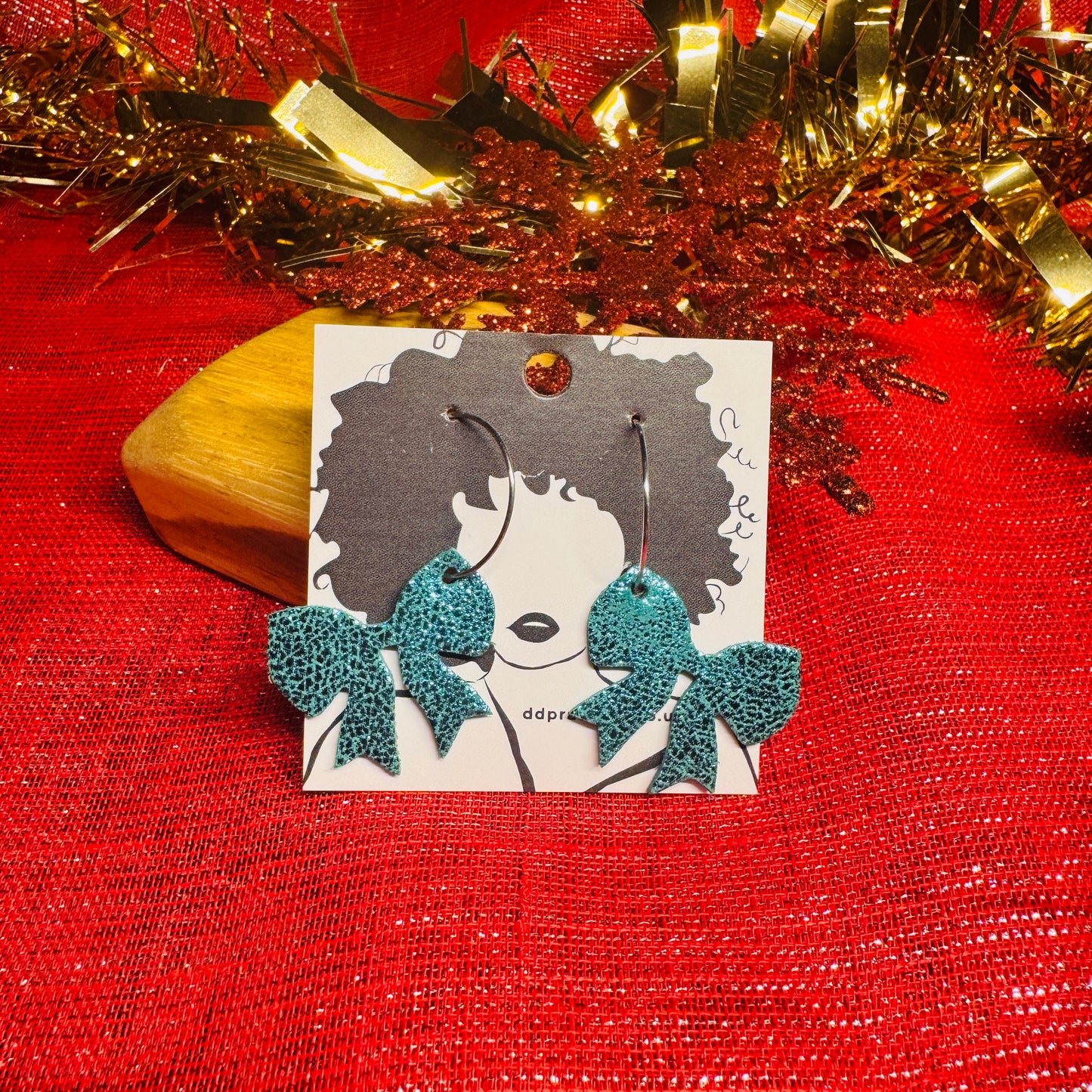 Leather Earrings - Tiny Bows