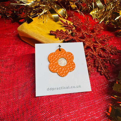 Leather Pendant - Flower