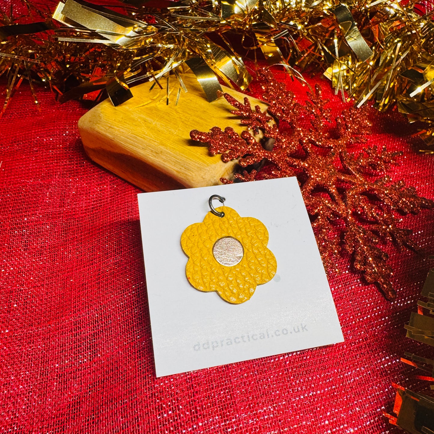 Leather Pendant - Flower