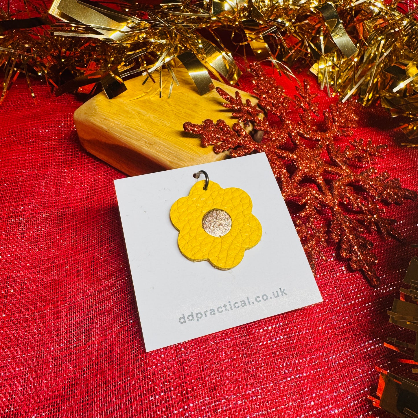 Leather Pendant - Flower