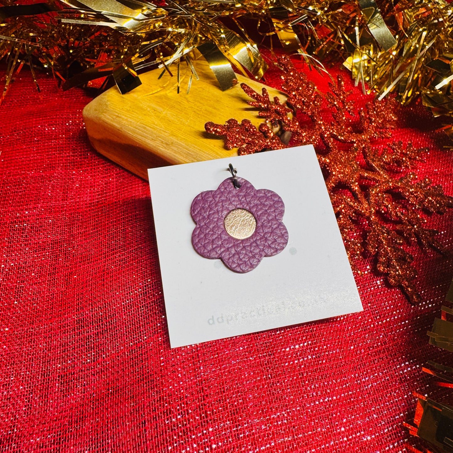 Leather Pendant - Flower