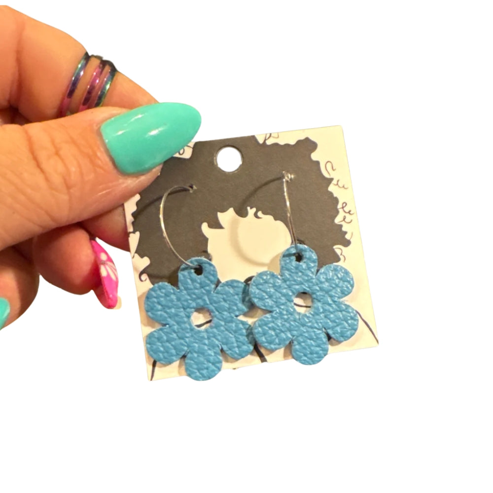 Leather Earrings - Tiny Flowers