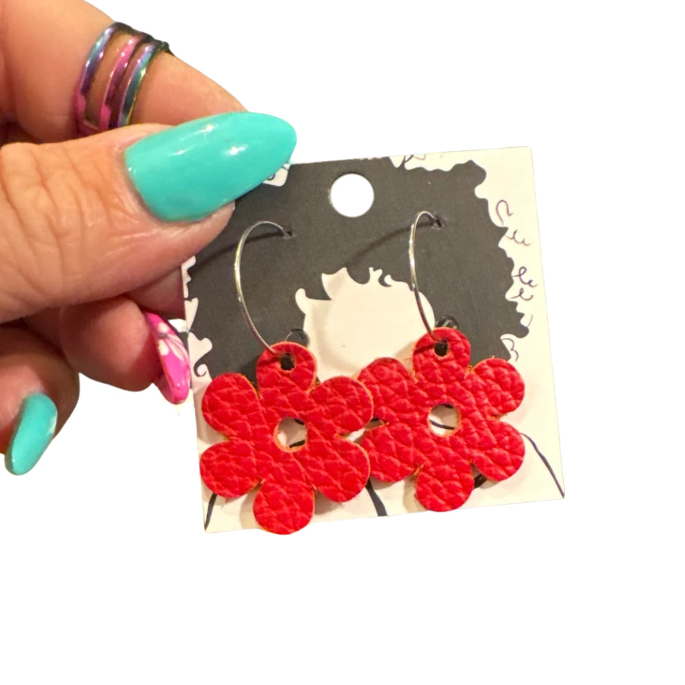 Leather Earrings - Tiny Flowers